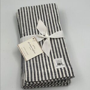 🆕 Pottery Barn Black and White Striped Set of 4 Fabric Napkins
